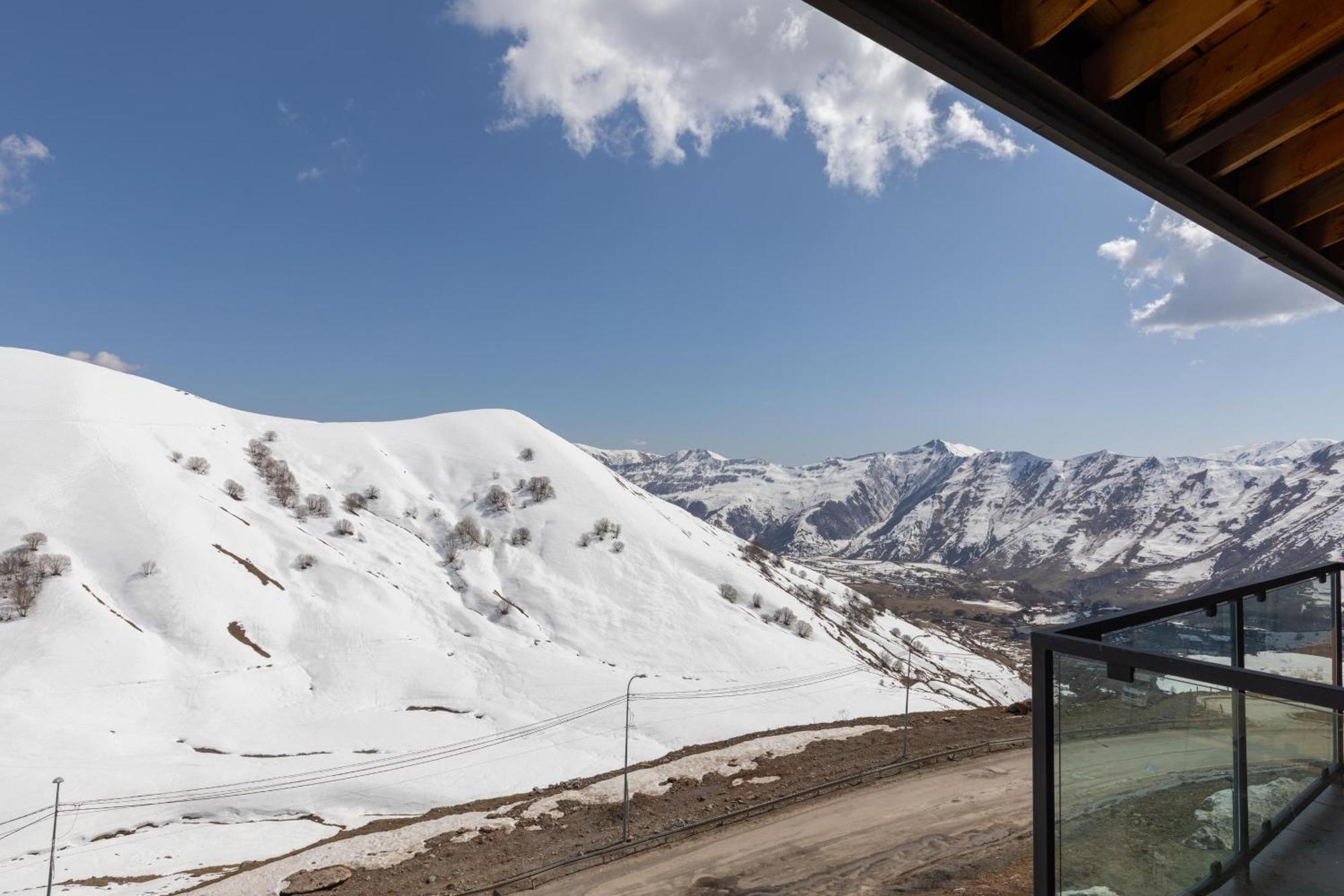 Aparthotel Four Seasons - New Gudauri Exterior foto